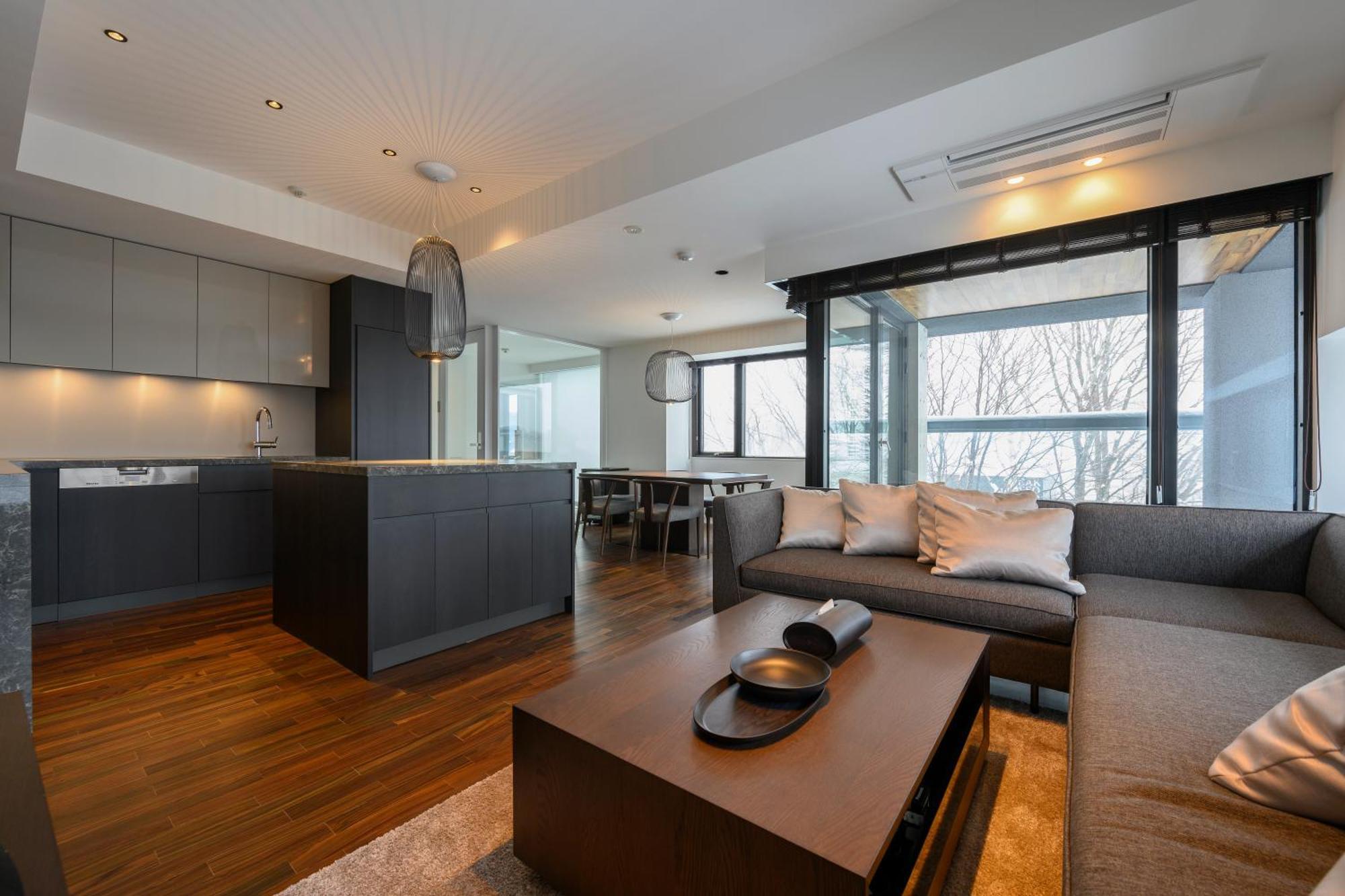 Hinzan Aparthotel คุตชาน ภายนอก รูปภาพ