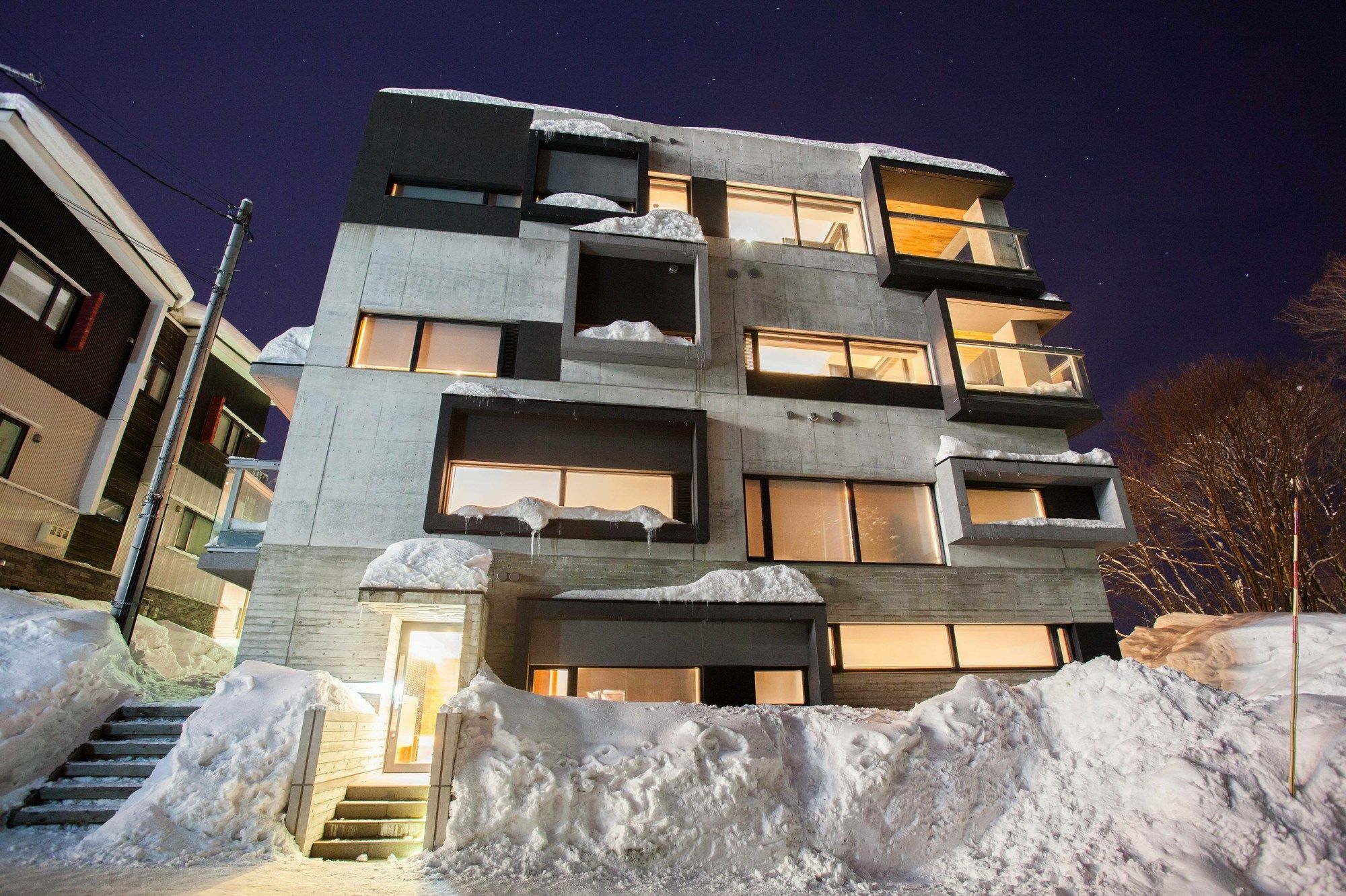 Hinzan Aparthotel คุตชาน ภายนอก รูปภาพ