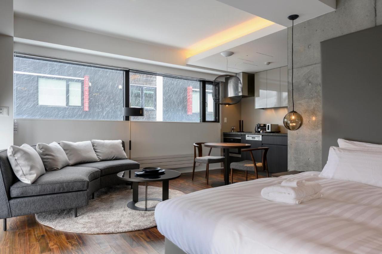 Hinzan Aparthotel คุตชาน ภายนอก รูปภาพ